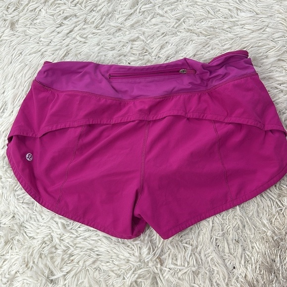 Lululemon Speed Up Short *2.5" Fantom Fuchsia - Picture 4 of 5